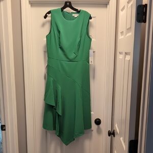 Elegant Green Sleeveless Dress